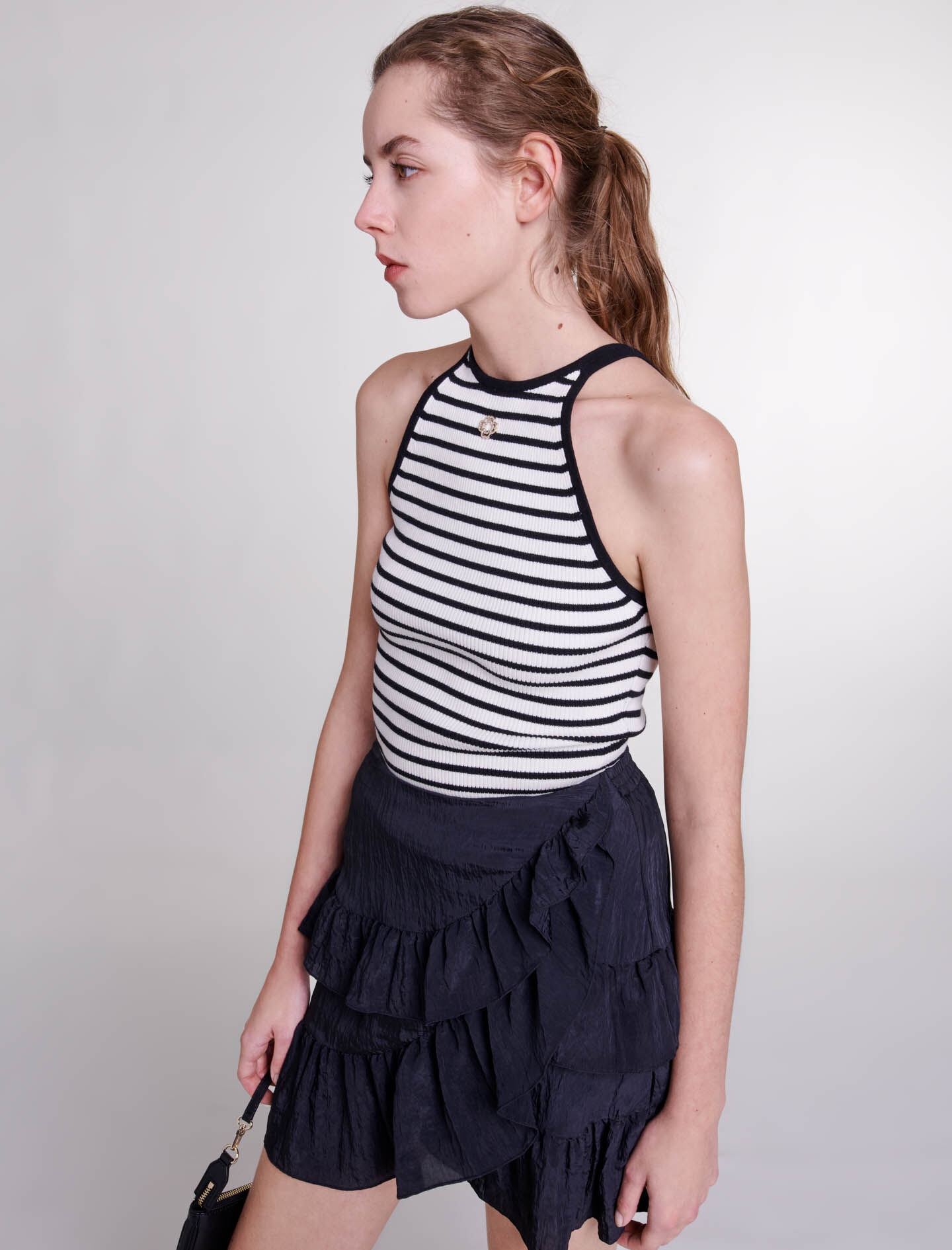 Short ruffled skirt - 7