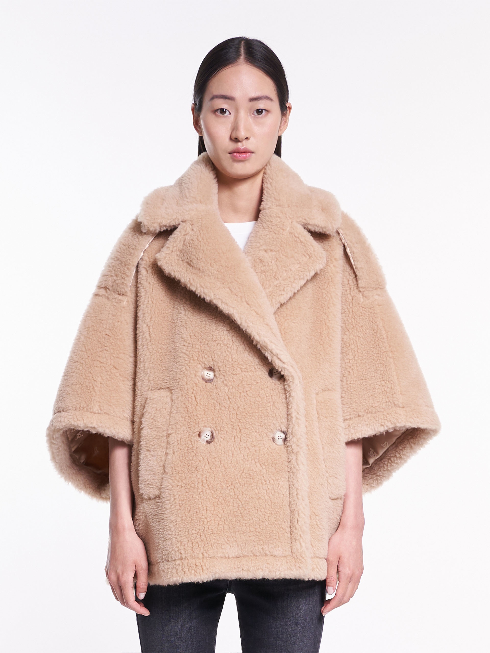 ADESSO Teddy fabric cape - 3