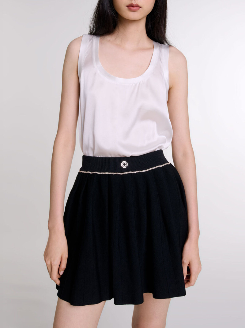 Pleated knit short skirt 5