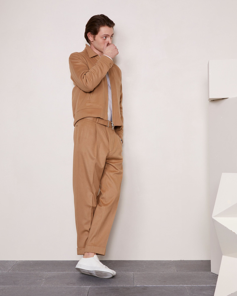 OFFICINE GÉNÉRALE HUGO PANTS outlook