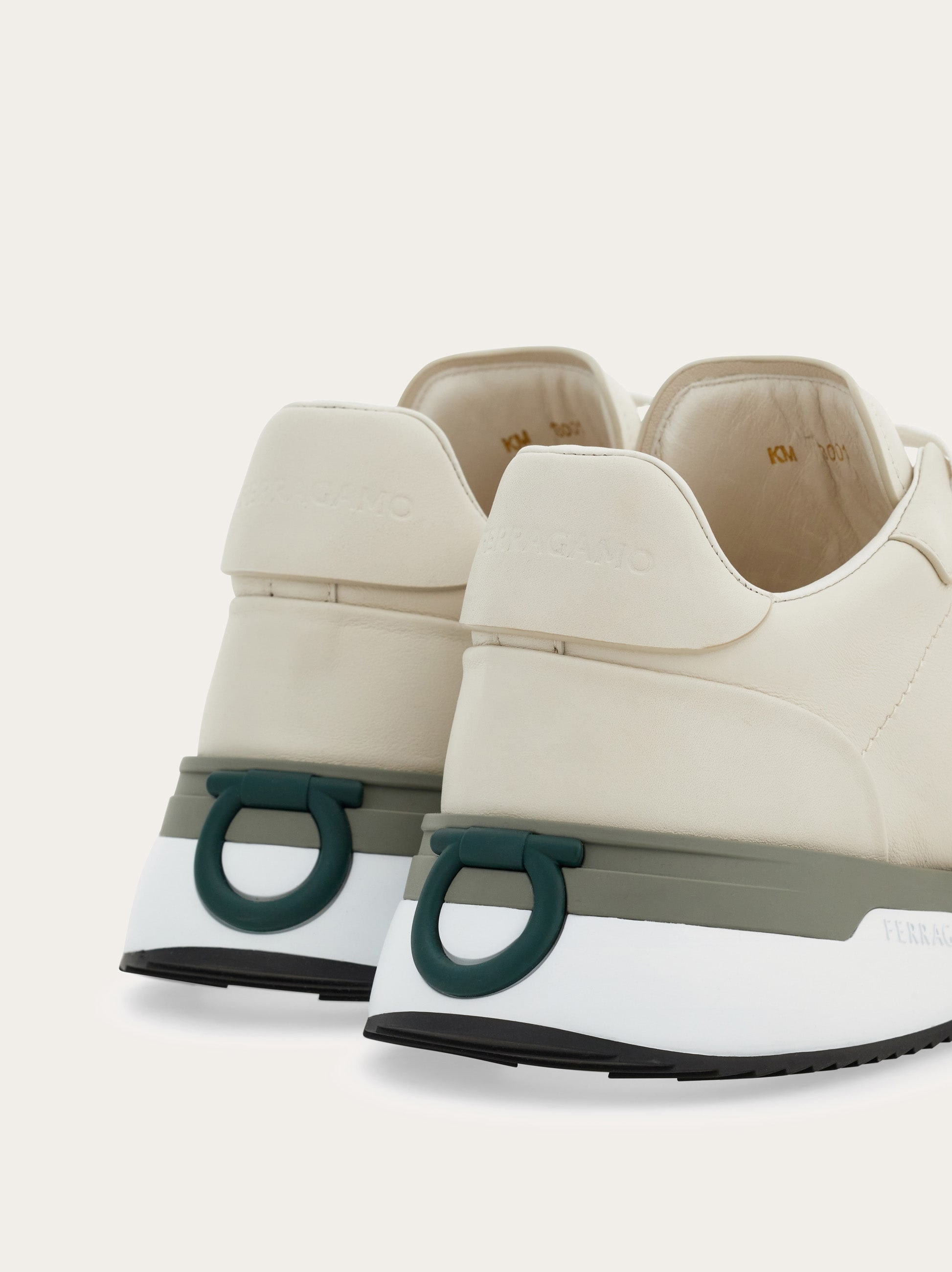 Low cut sneaker - 5