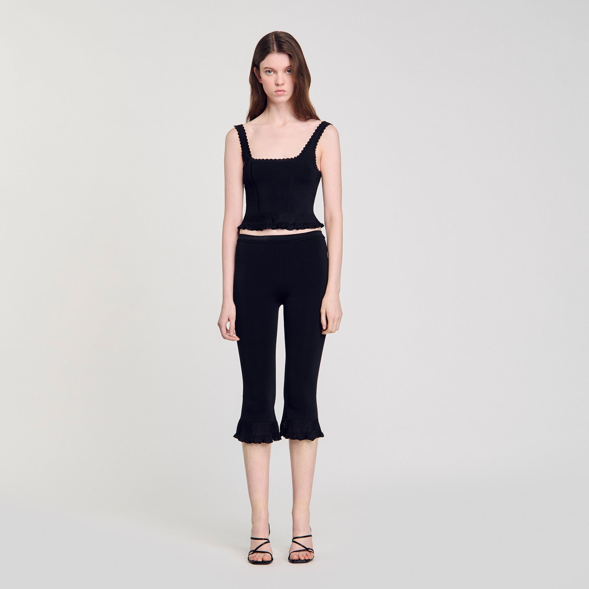 RUFFLED CAPRI PANTS - 2