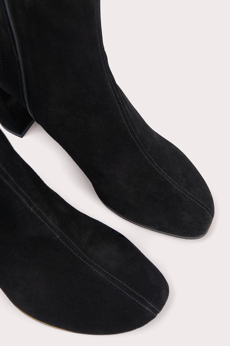 VLADA BLACK SUEDE LEATHER 3