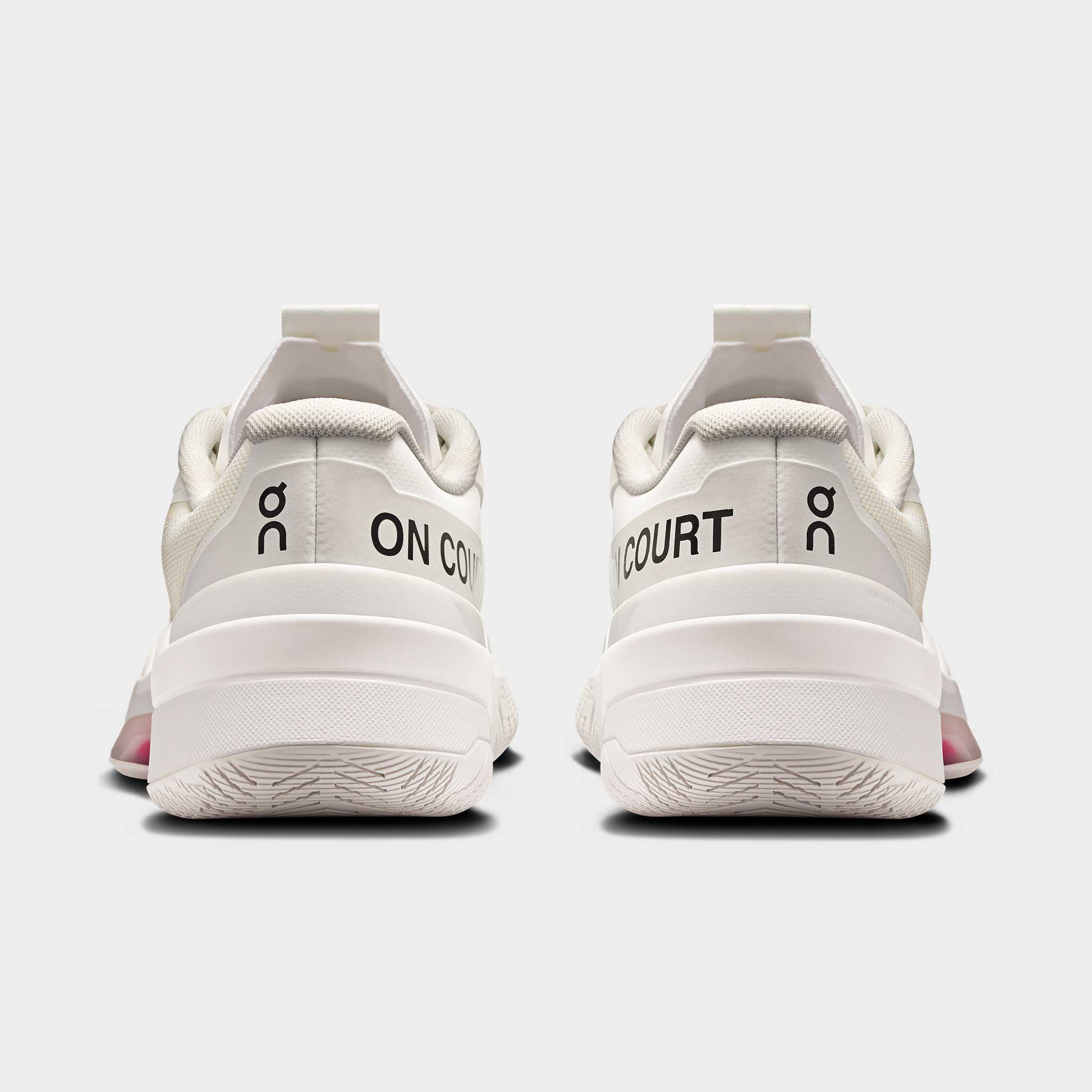 On The Roger Pro Fire Women's White/Pink - 6