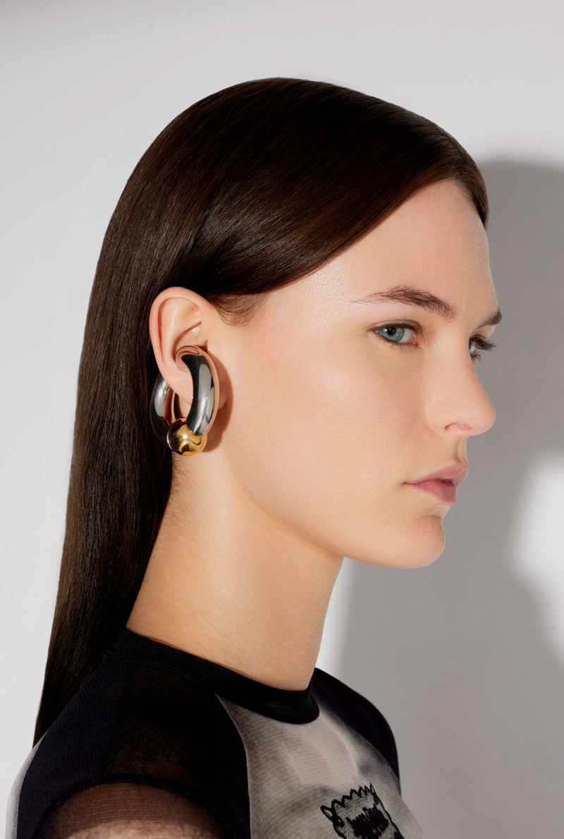 THE SILVER-TONE TUBE EAR CUFF 1