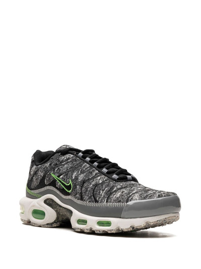 Nike Air Max Plus "Essential Crater Green" sneakers outlook