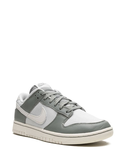 Nike Dunk Low Retro PRM sneakers outlook