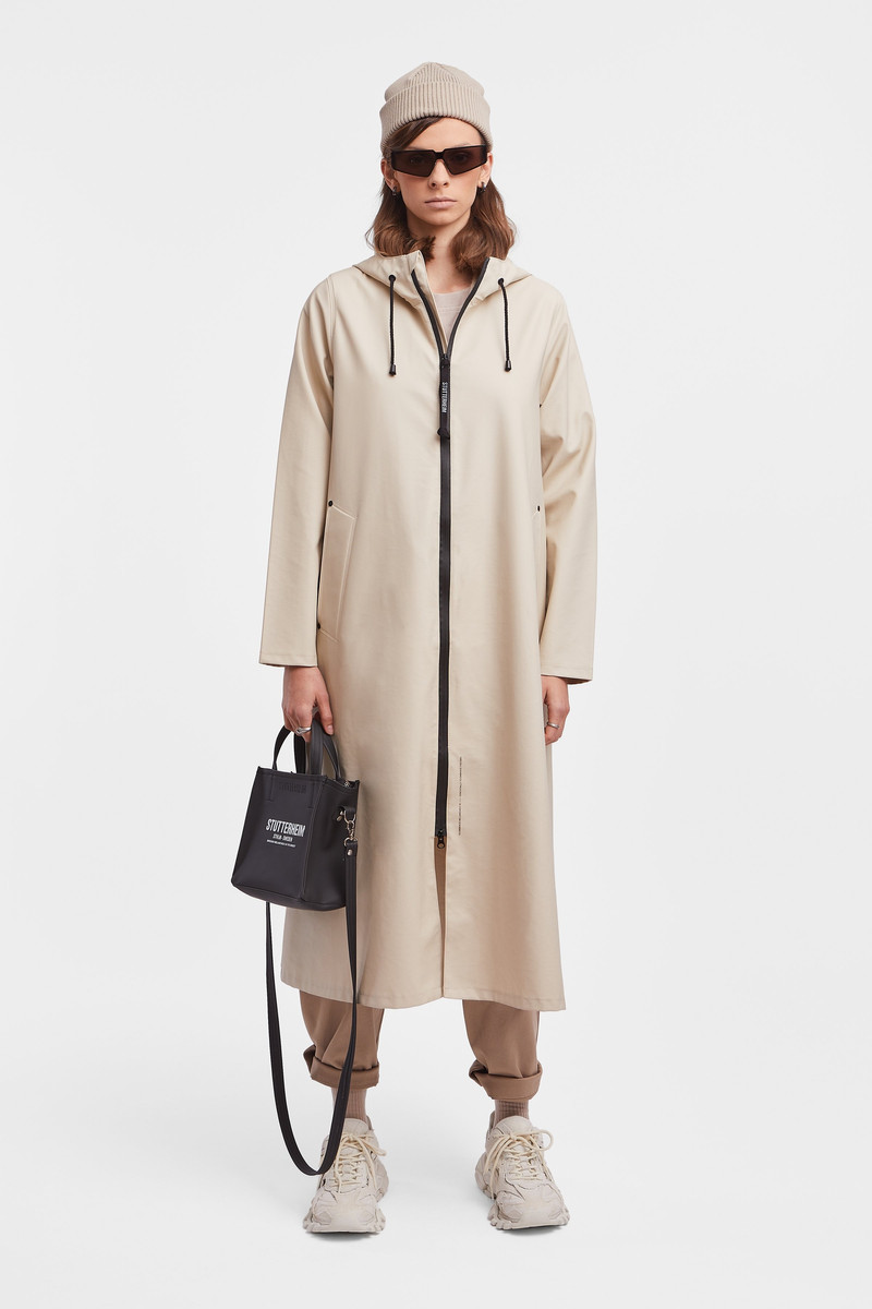 Stutterheim Mosebacke Long Lightweight Zip  Raincoat Oyster outlook