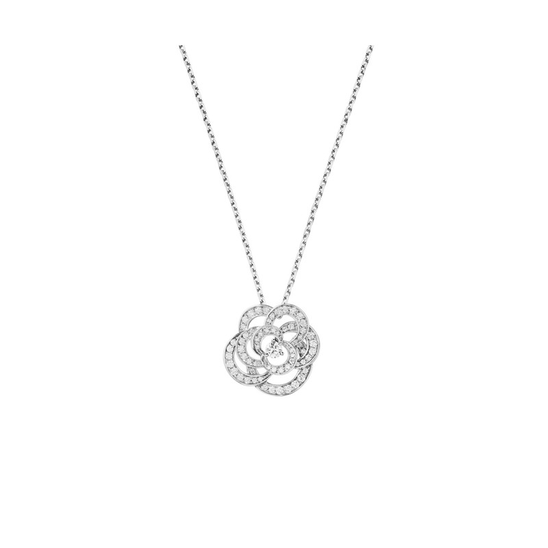 Fil de Camélia necklace 1