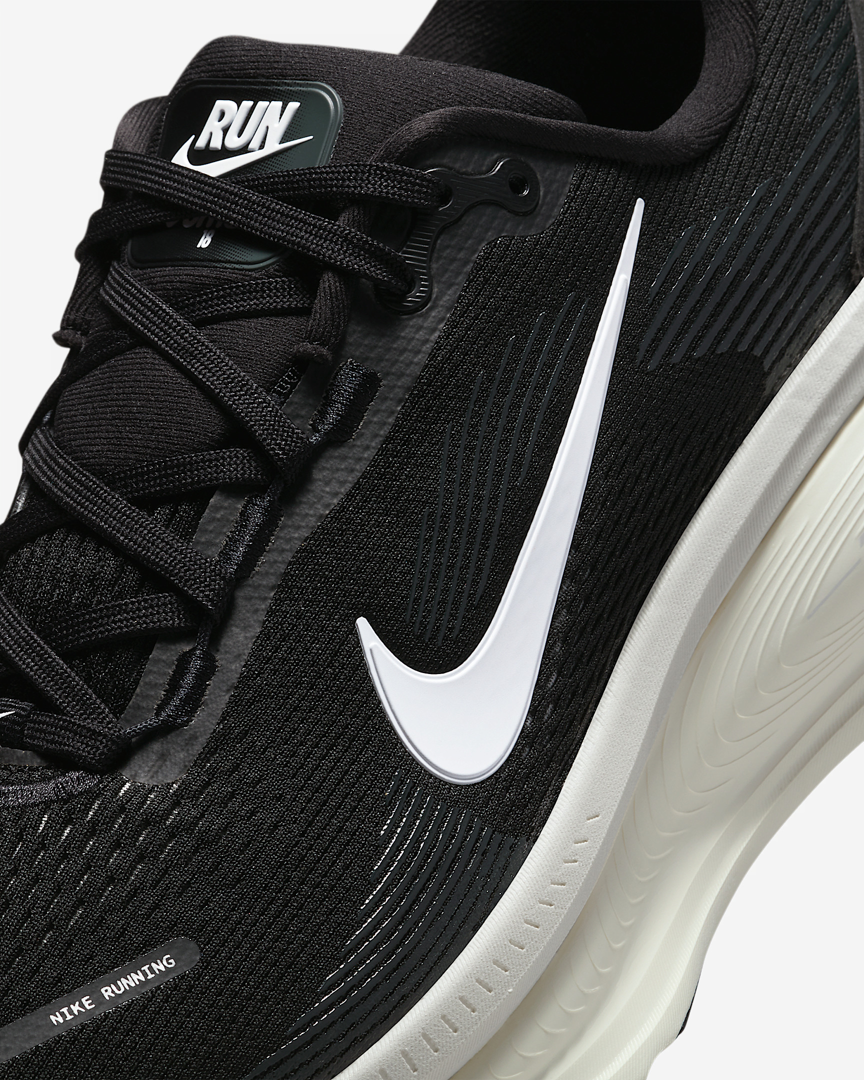 Nike Vomero 18 Men's Road Running Shoes - 7