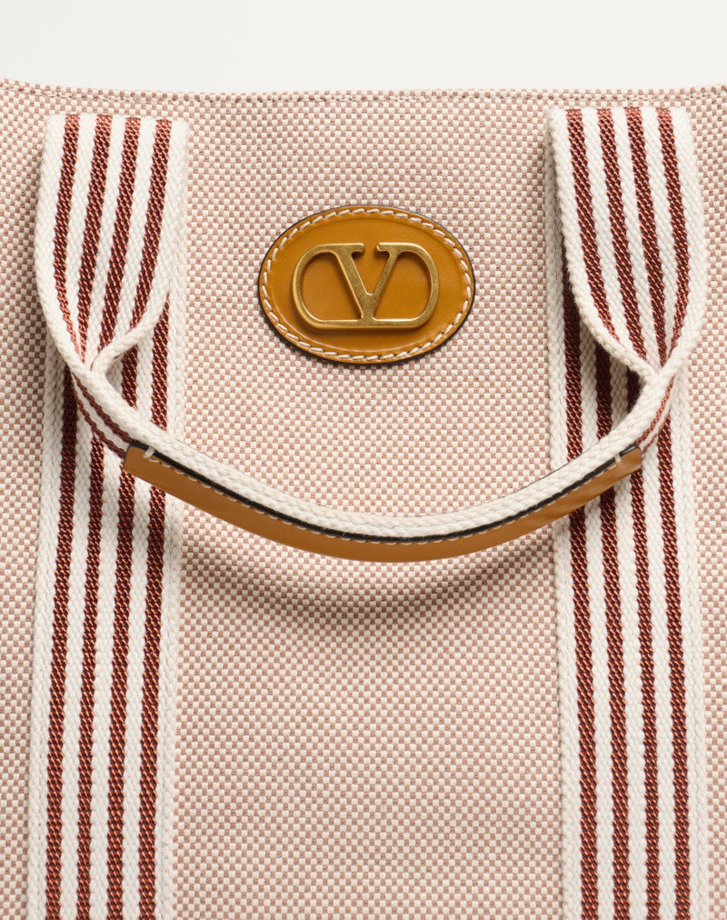 Valentino VALENTINO GARAVANI ANTIBES CANVAS BAG outlook