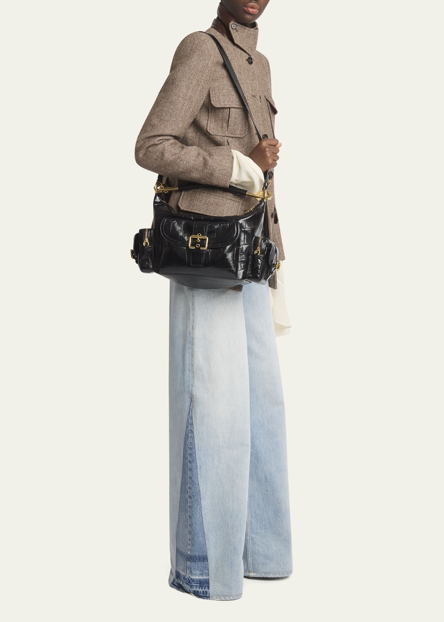 Camera Medium Shoulder Bag in Croc-Embossed Calfskin - 5