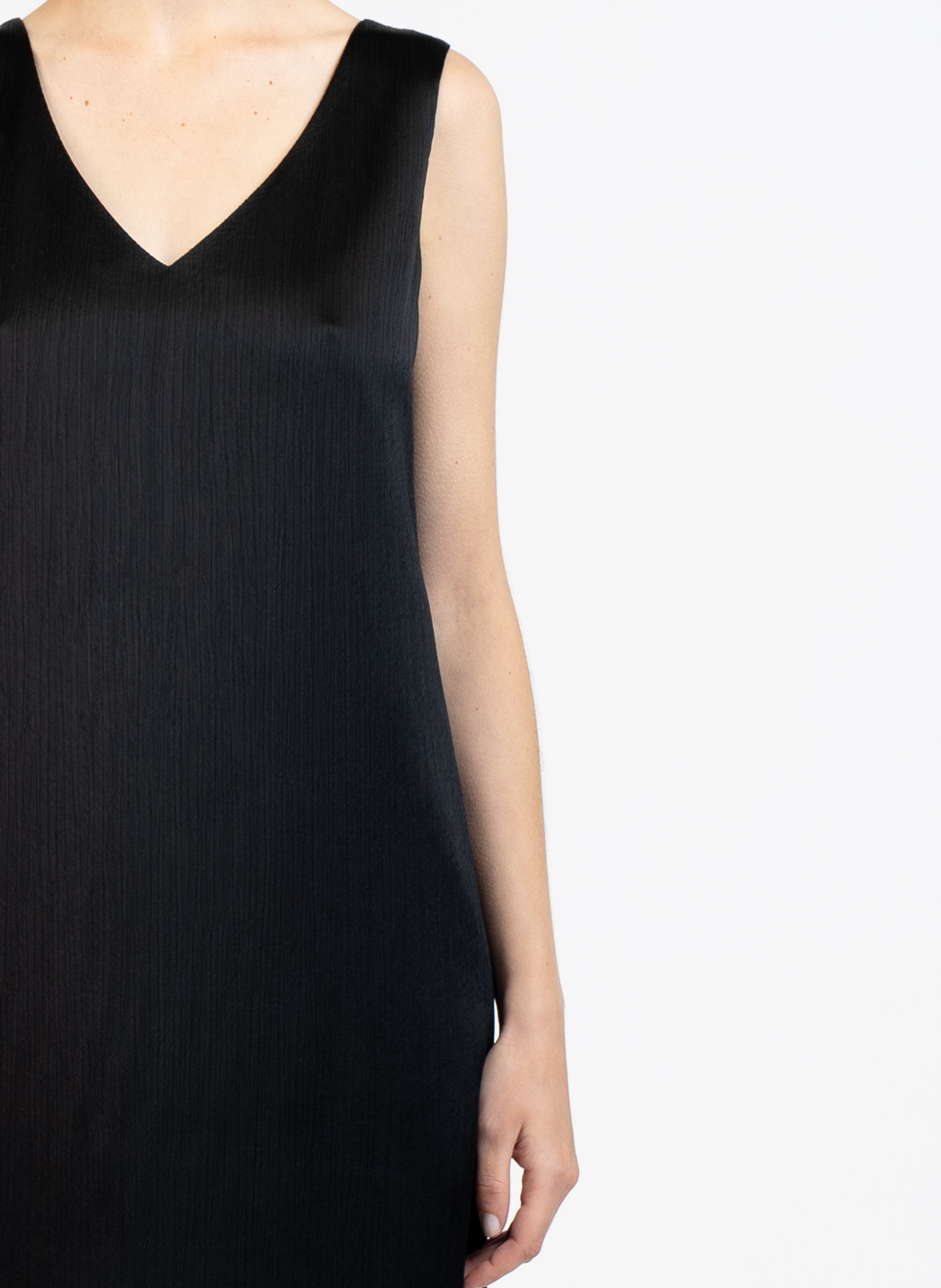 Sleeveless Maxi Dress/Textured Black - 2