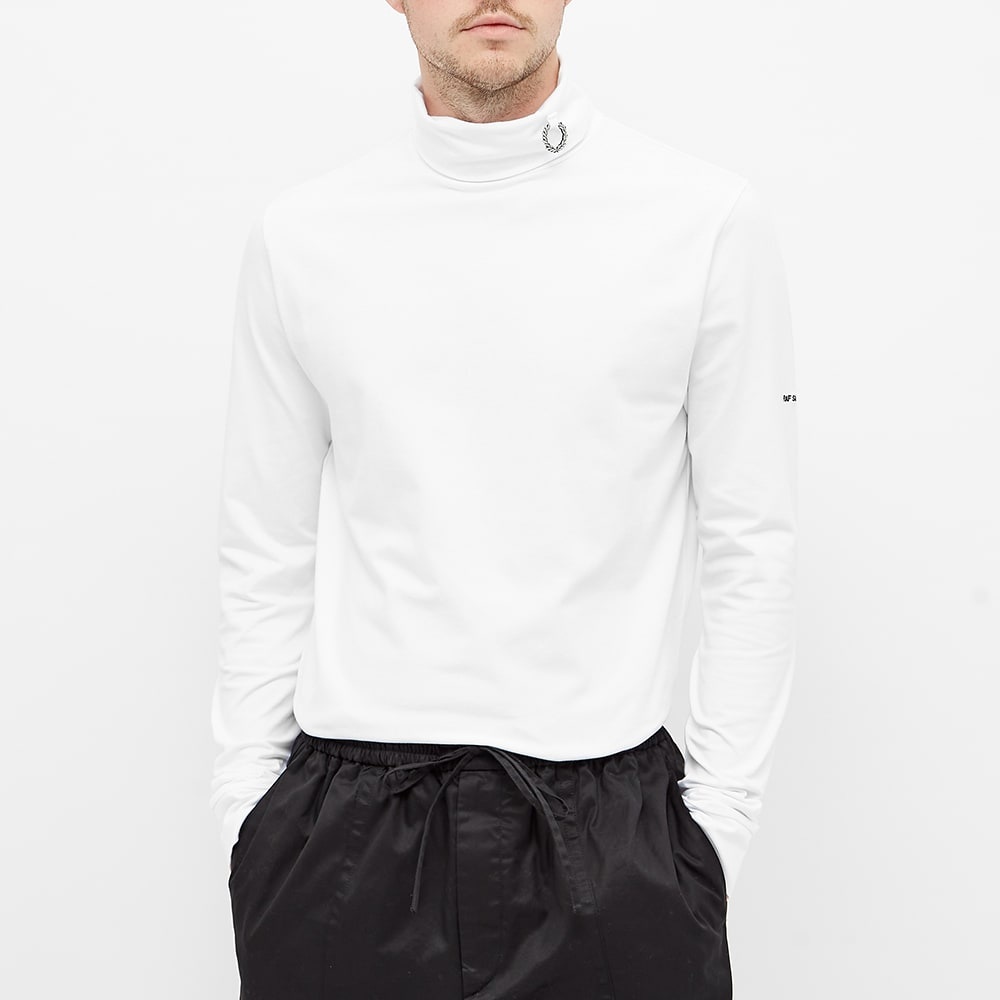 Fred Perry Reissues x Raf Simons Metal Wreath Rollneck - 4