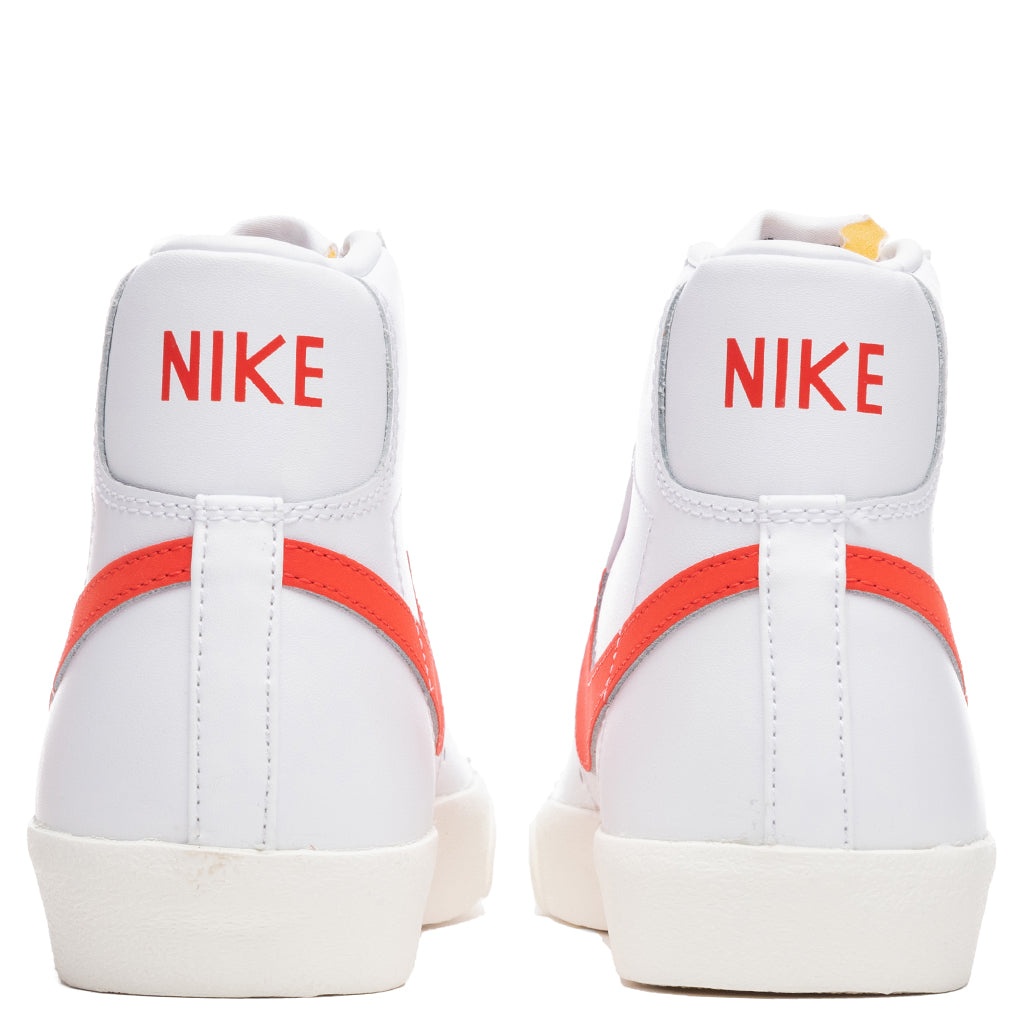 WOMEN'S BLAZER MID '77 - WHITE/HABANERO/SAIL - 4