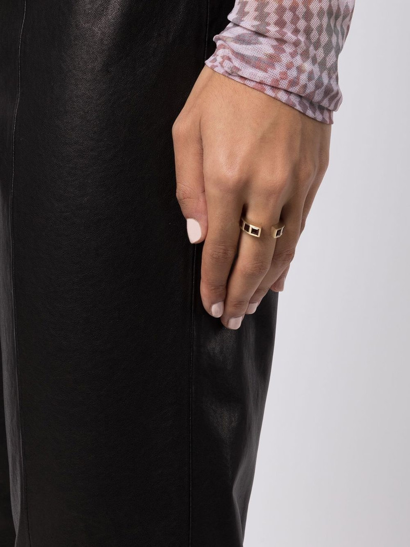 TOM WOOD Gate Square ring outlook