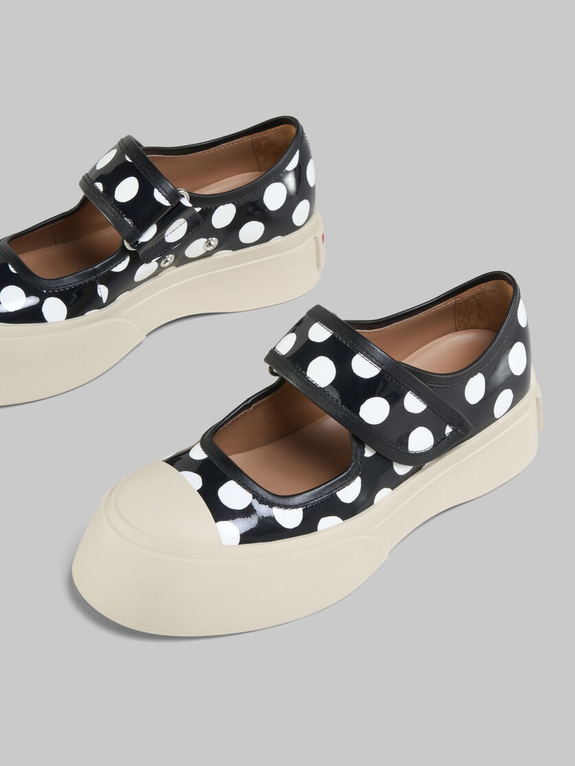 BLACK AND WHITE POLKA-DOT PATENT LEATHER PABLO MARY JANE SNEAKER - 5