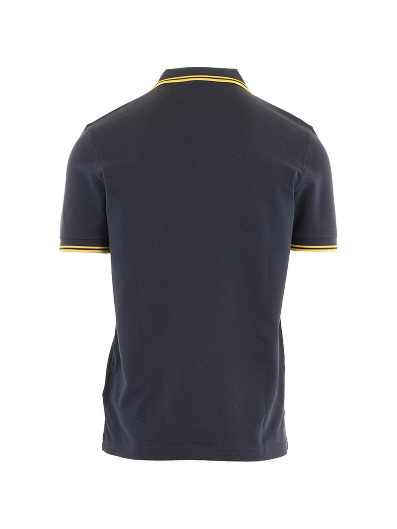 Fred Perry shortsleeved polo outlook