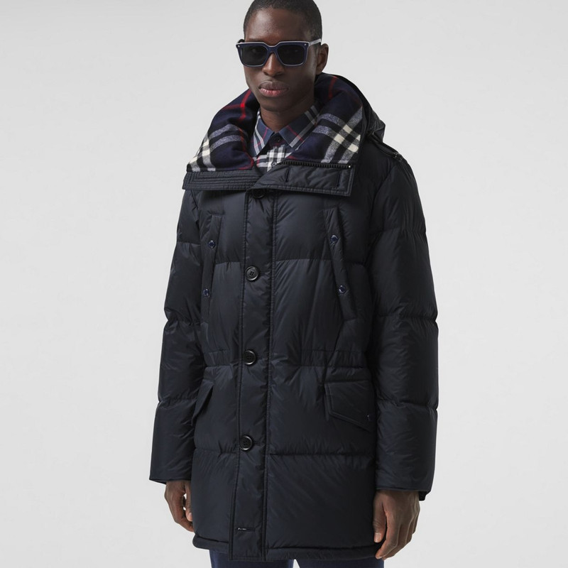 Logo Detail Hooded Puffer Coat 14