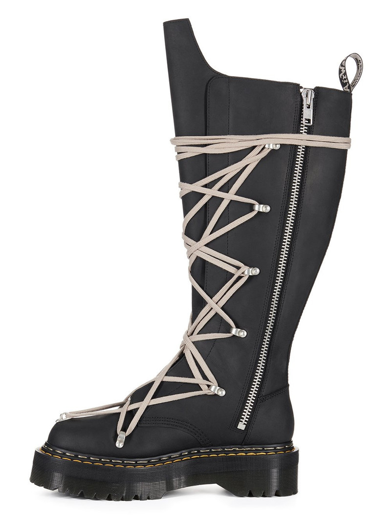 Dr. Martens x DR. MARTENS 1B60 QUAD SOLE PENTALACE BOOT outlook