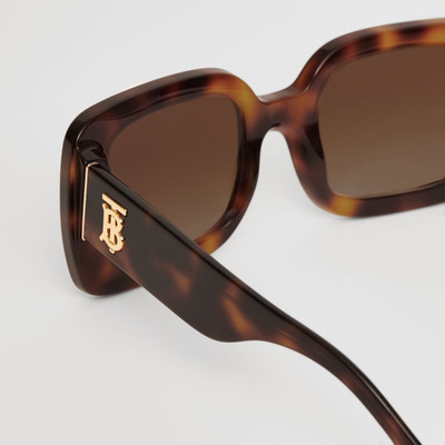 Burberry Monogram Motif Square Frame Sunglasses outlook