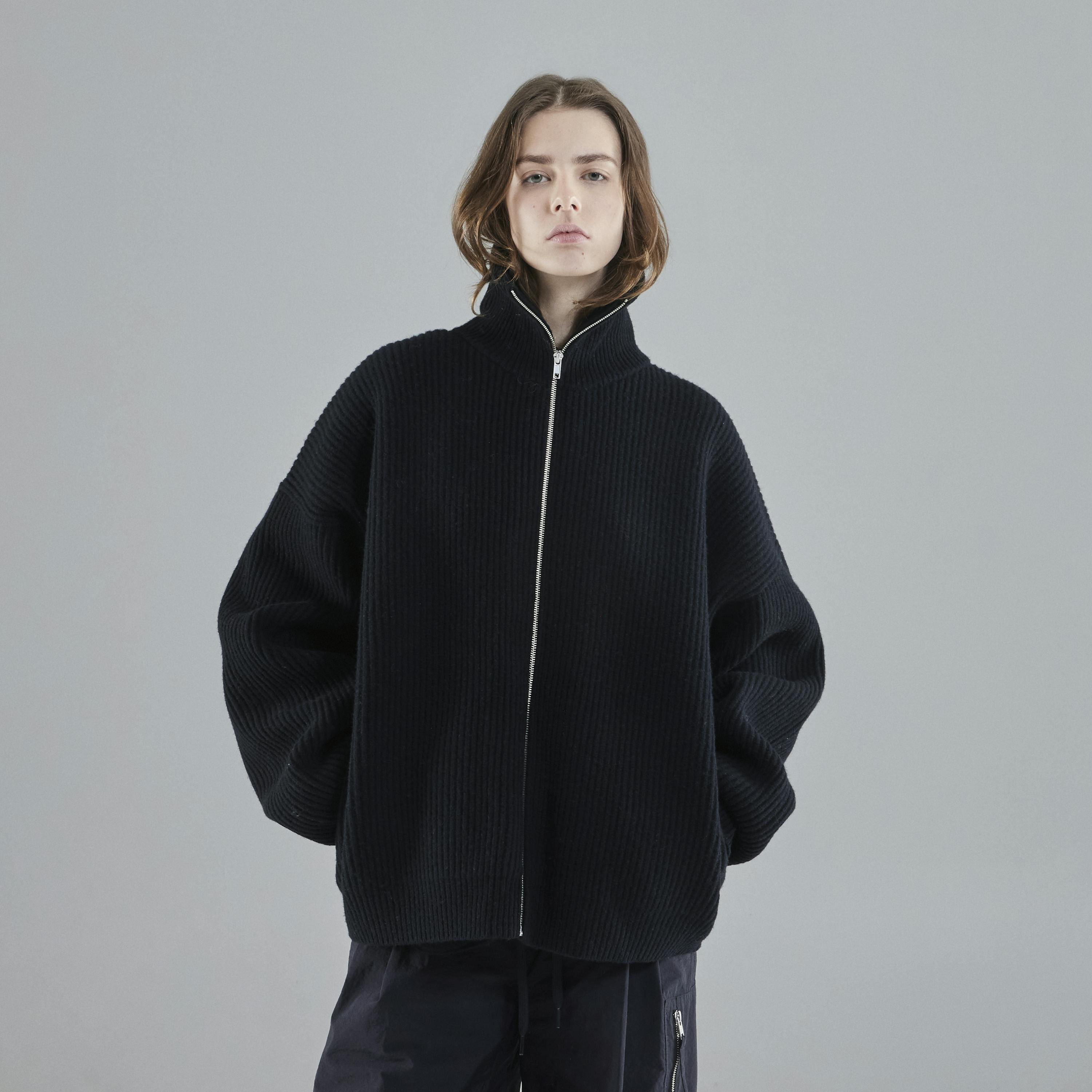 Vonarstræti Zipped Wool Sweater (Unisex) - 2