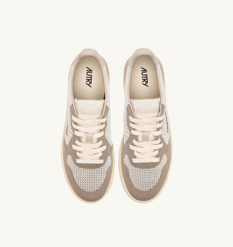 MEDALIST EASEKNIT LOW SNEAKERS IN IVORY WHITE AND PELICAN KNIT 6