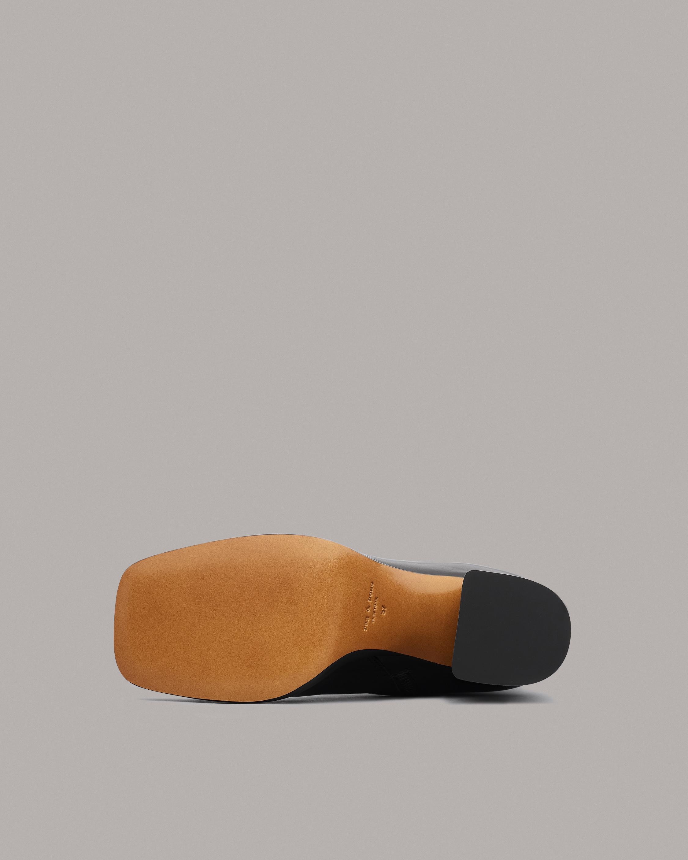 Matrix Boot - Leather
Platform Boot - 5