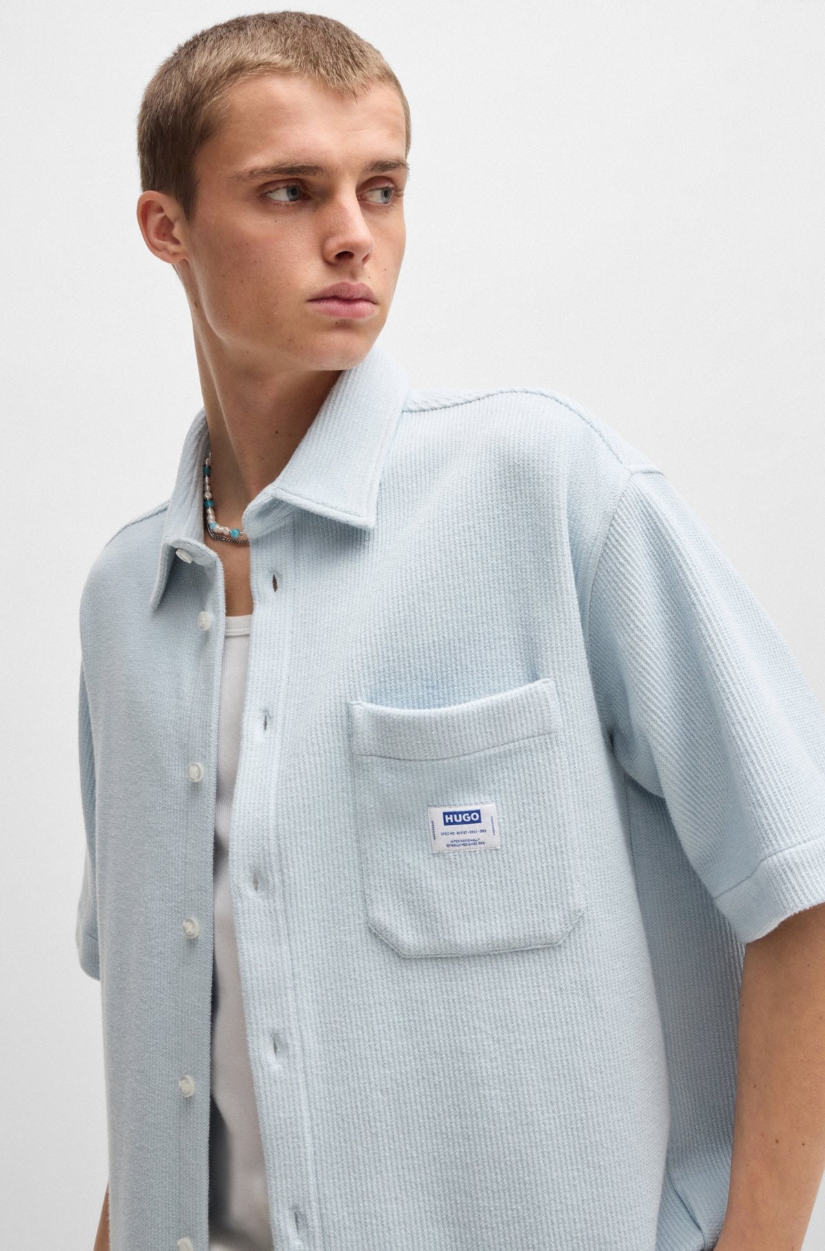SHORT-SLEEVED SHIRT IN WAFFLE-STRUCTURED COTTON - 6