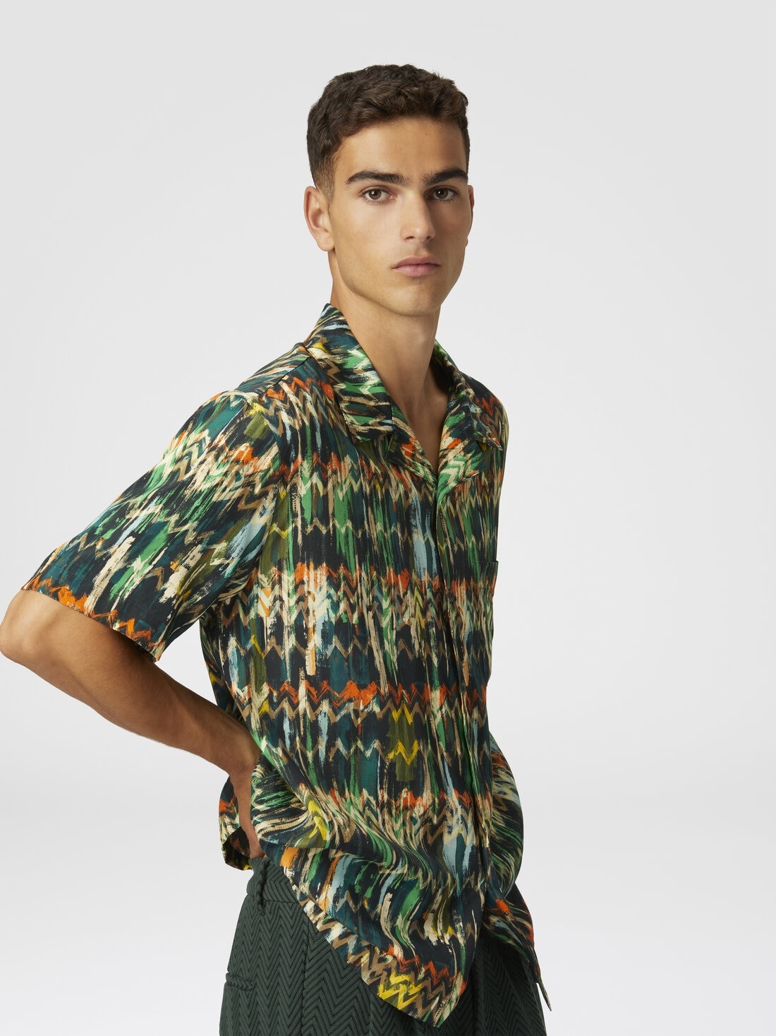 Viscose bowling shirt with zig zag print brushed effect - 4