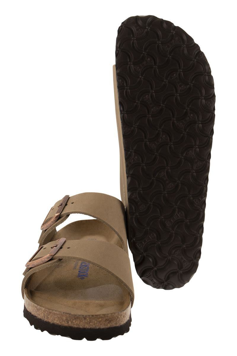 BIRKENSTOCK ARIZONA - LEATHER SLIPPER - 5