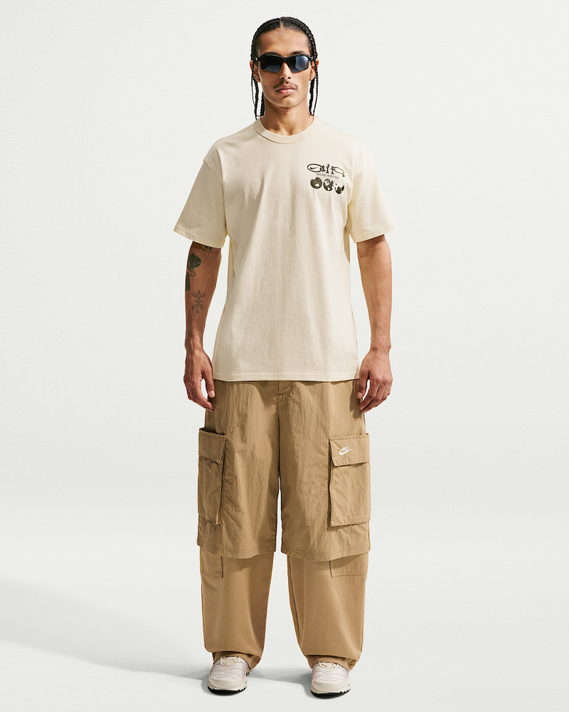 Nike Sportswear Premium Essentials T-Shirt 4