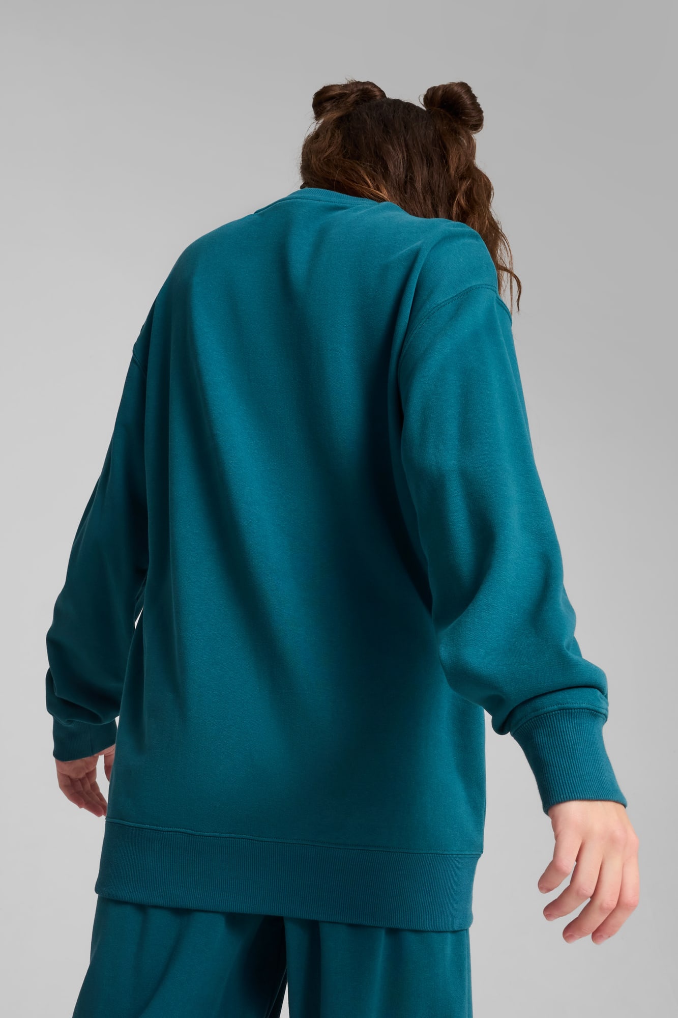 BETTER CLASSICS Relaxed Sweatshirt - 6