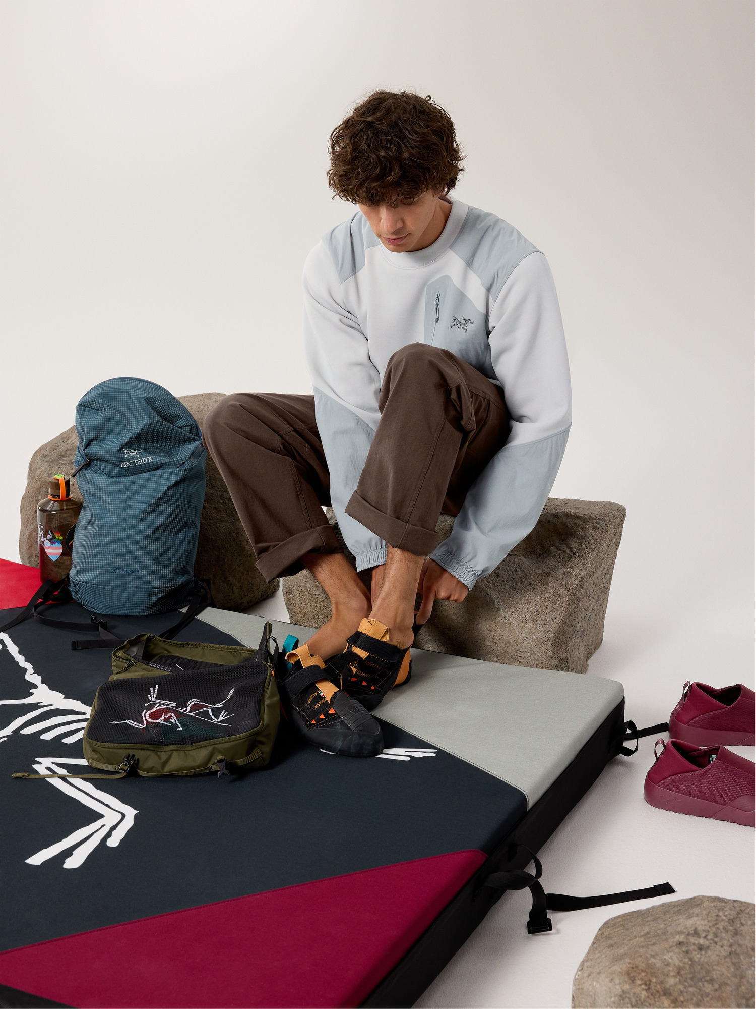 Konseal Crew Neck Pullover - 4