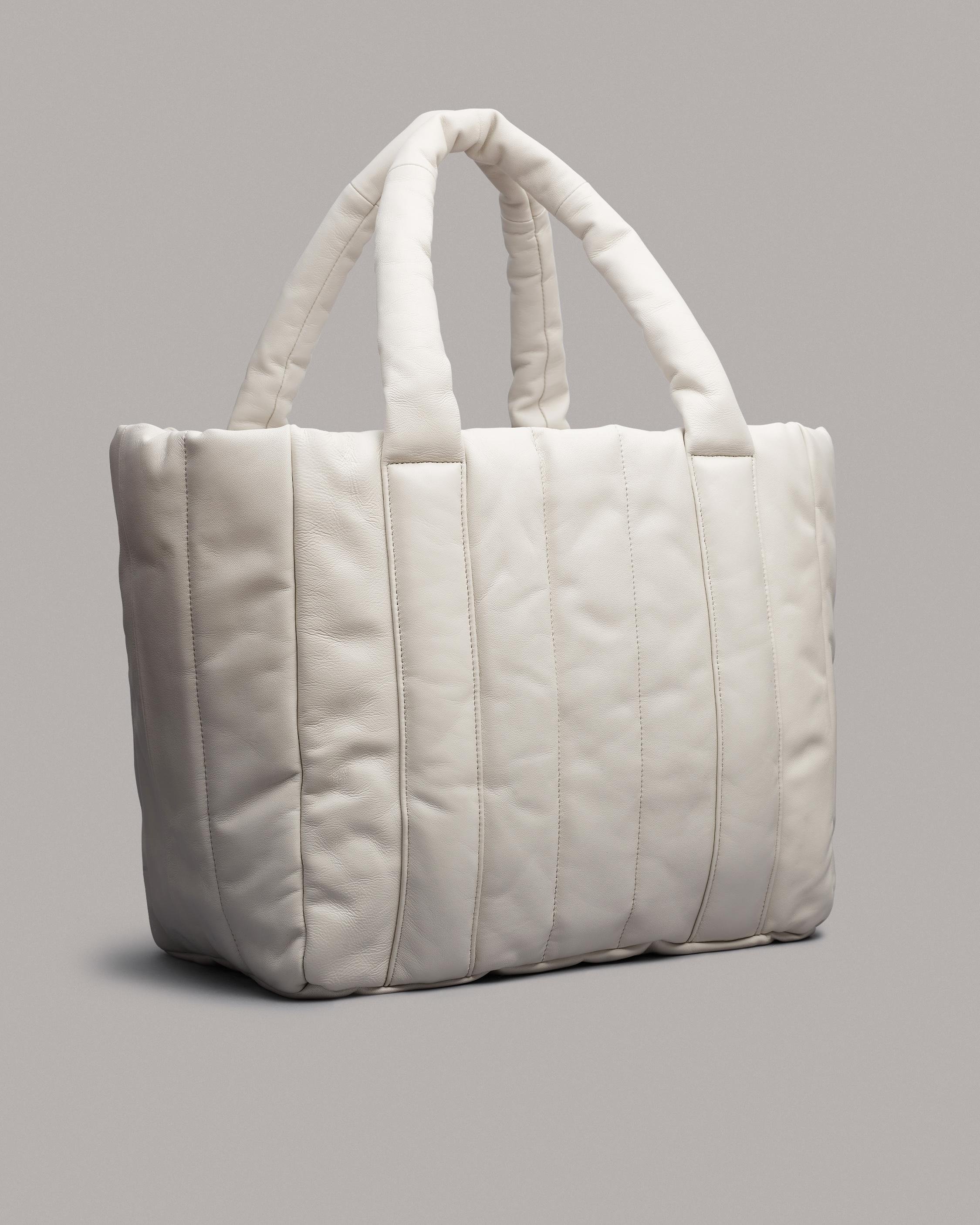 Cloud Tote - Padded Leather
Large Tote Bag - 3