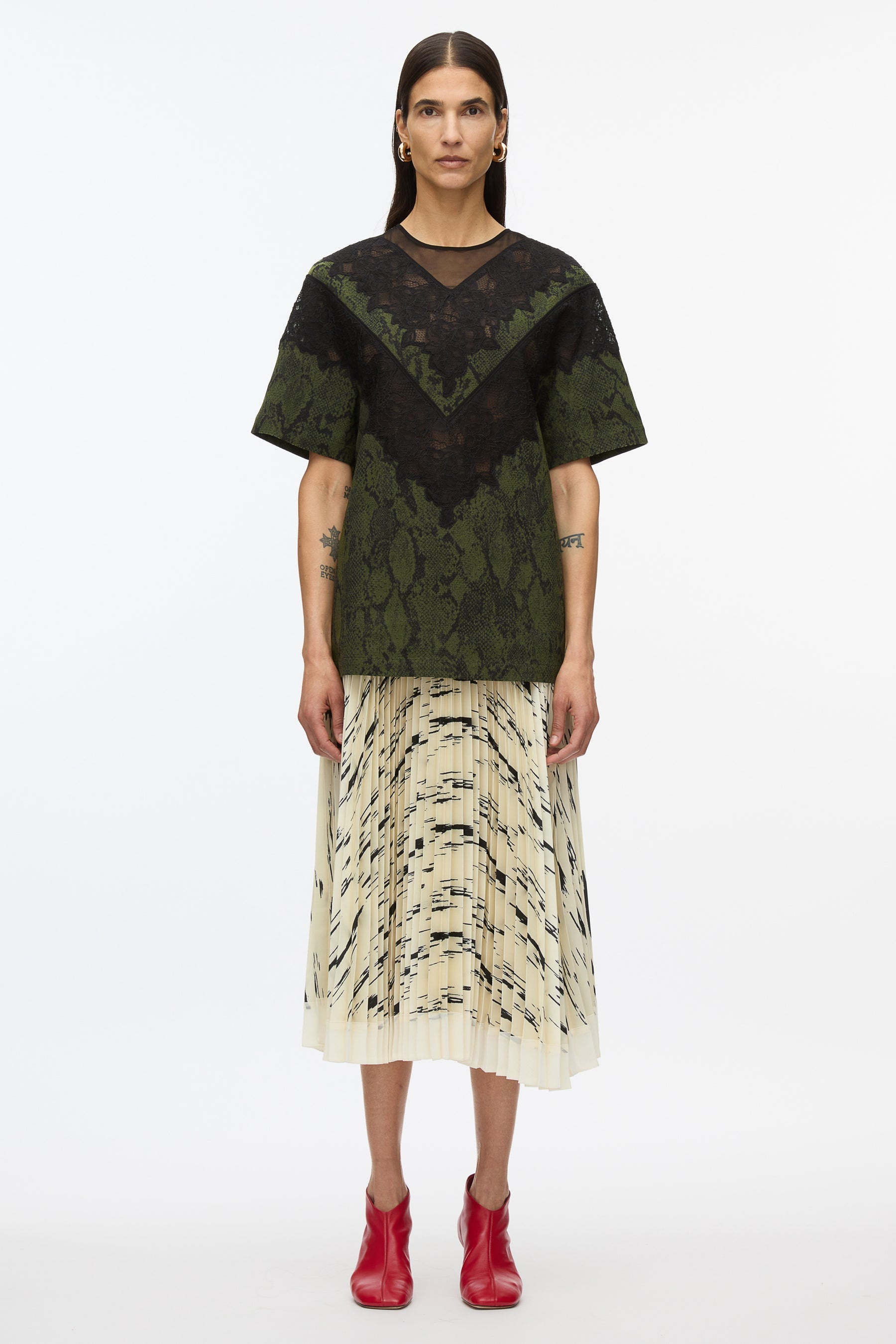 Snake Tee With Lace Inlay - 1