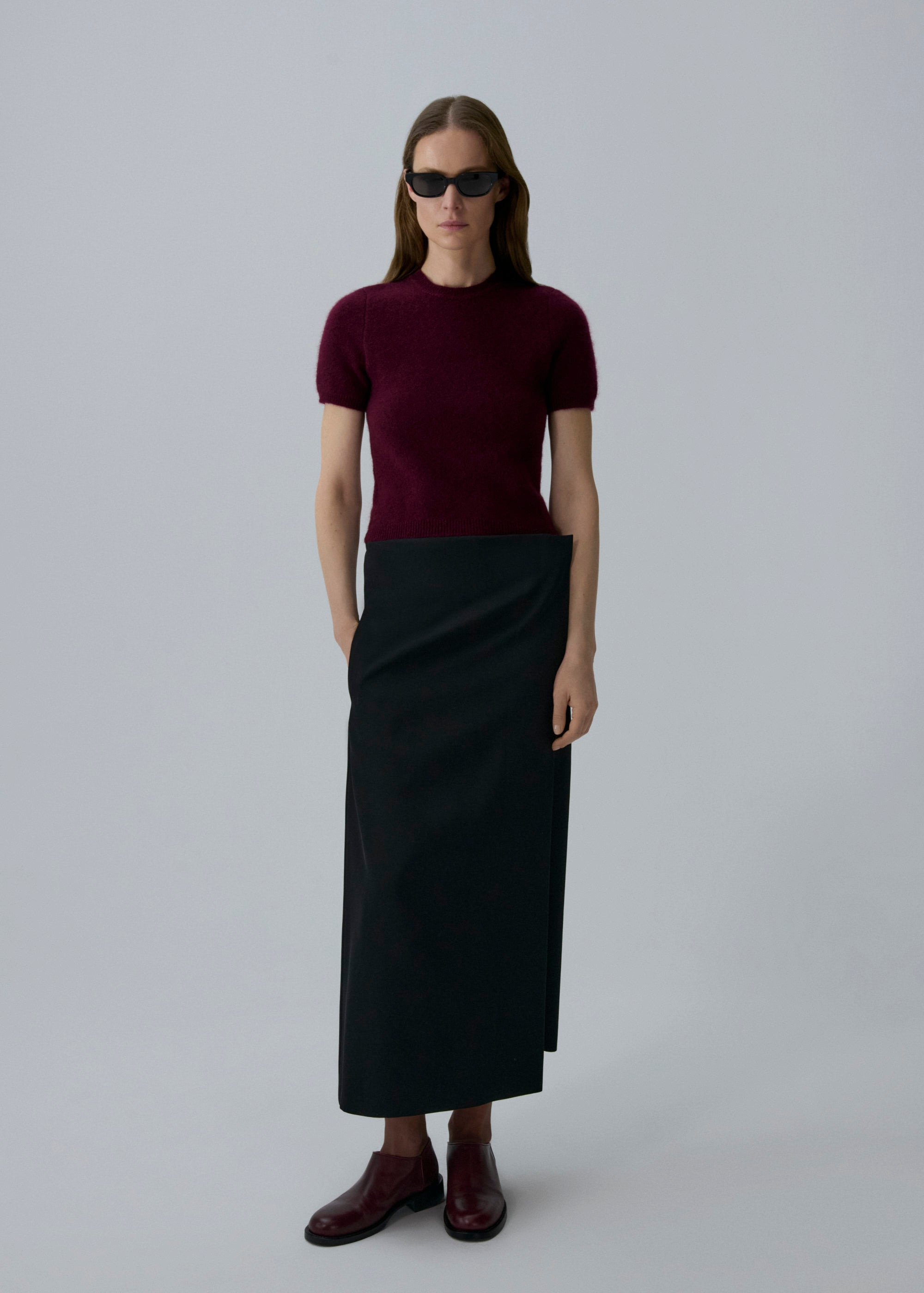 Short-sleeve mohair knit top in burgundy - 3