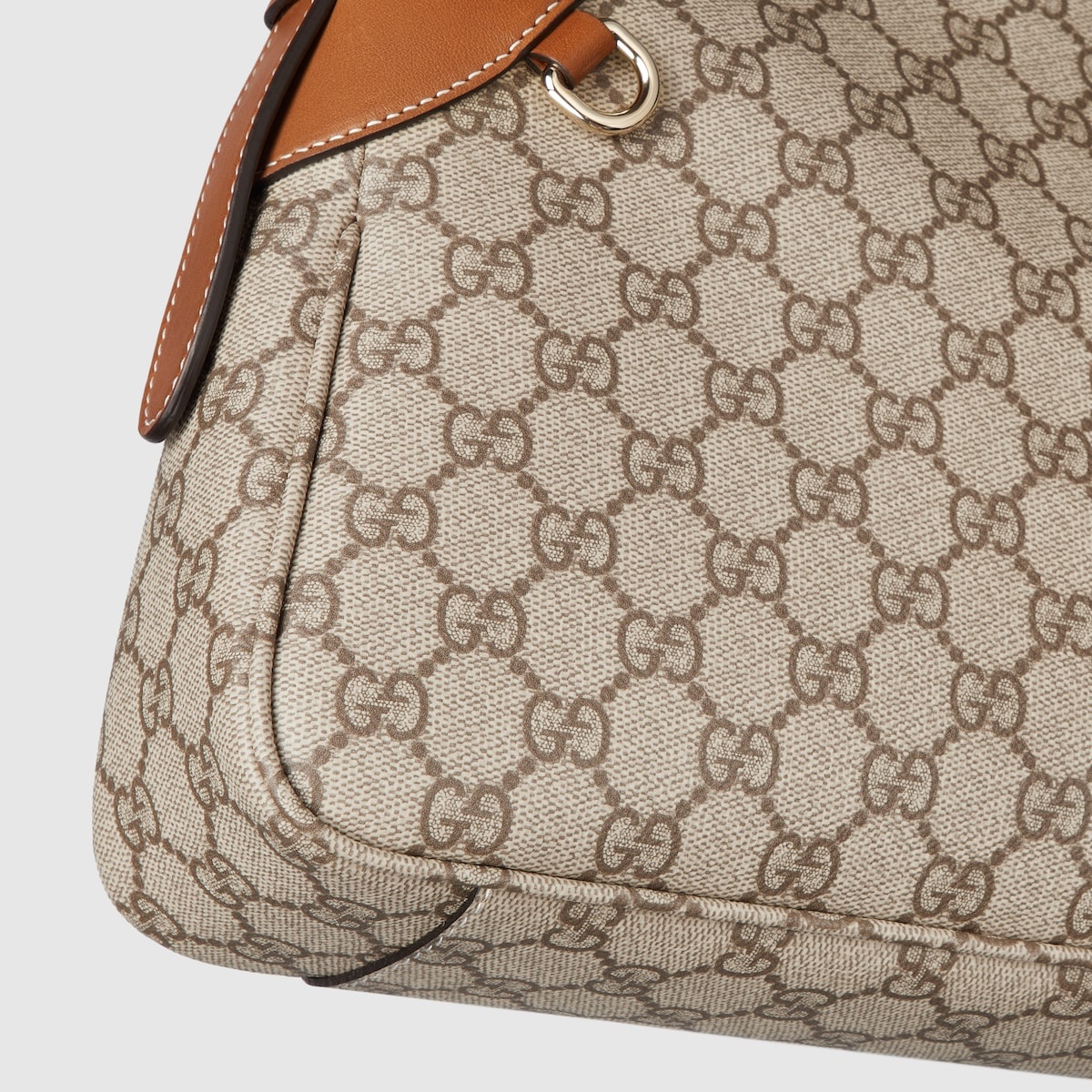 GG Emblem medium shoulder bag - 10