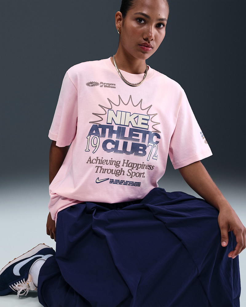 Nike Sportswear Essentials Women's Loose T-Shirt 3