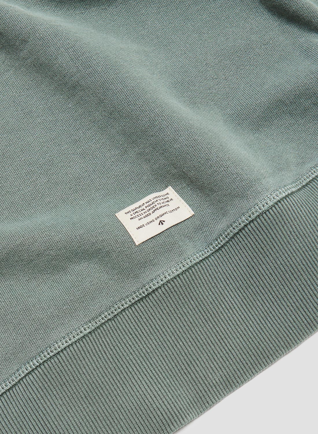 Embroidered Arrow Crew in Sports Green - 9
