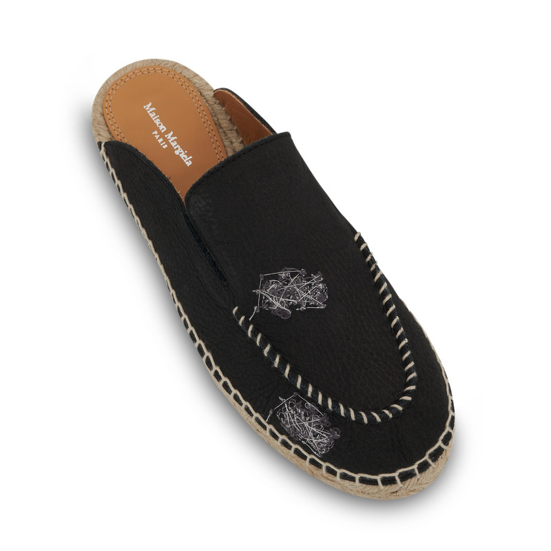 Maison Margiela Embroidered Espadrille Mules in Black outlook