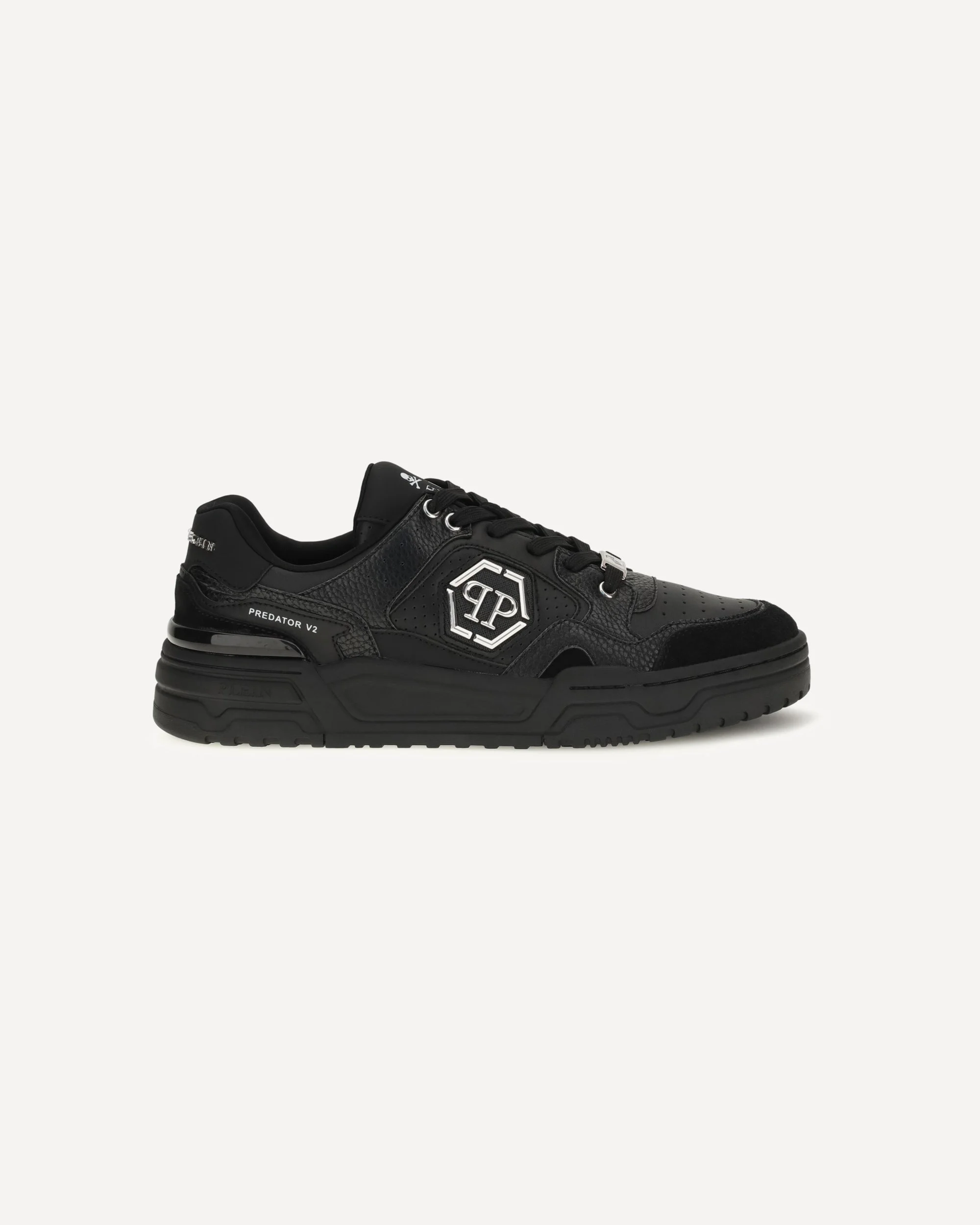 Predator V2 Low Top Sneakers - 1