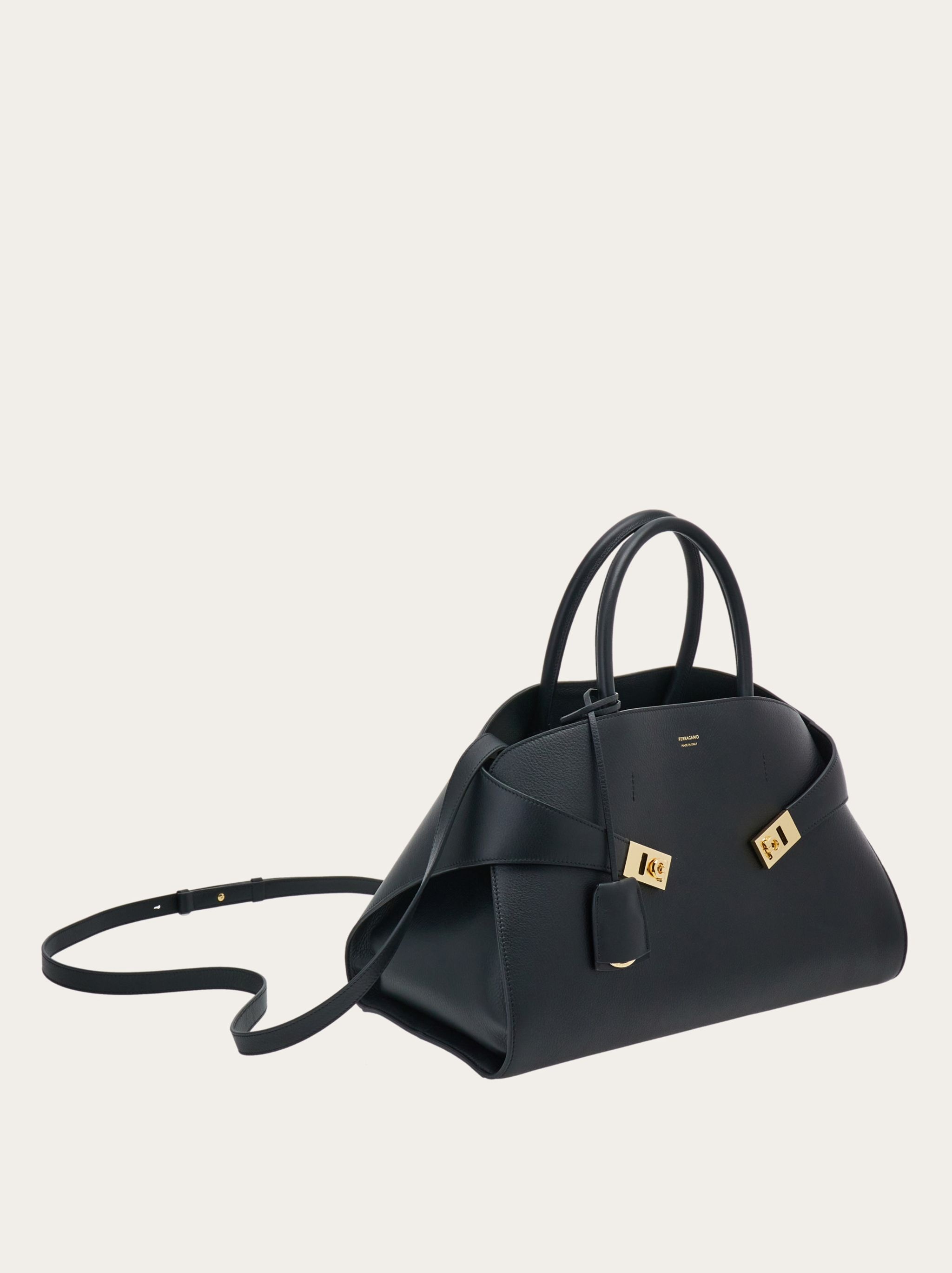 Hug handbag (M) - 6