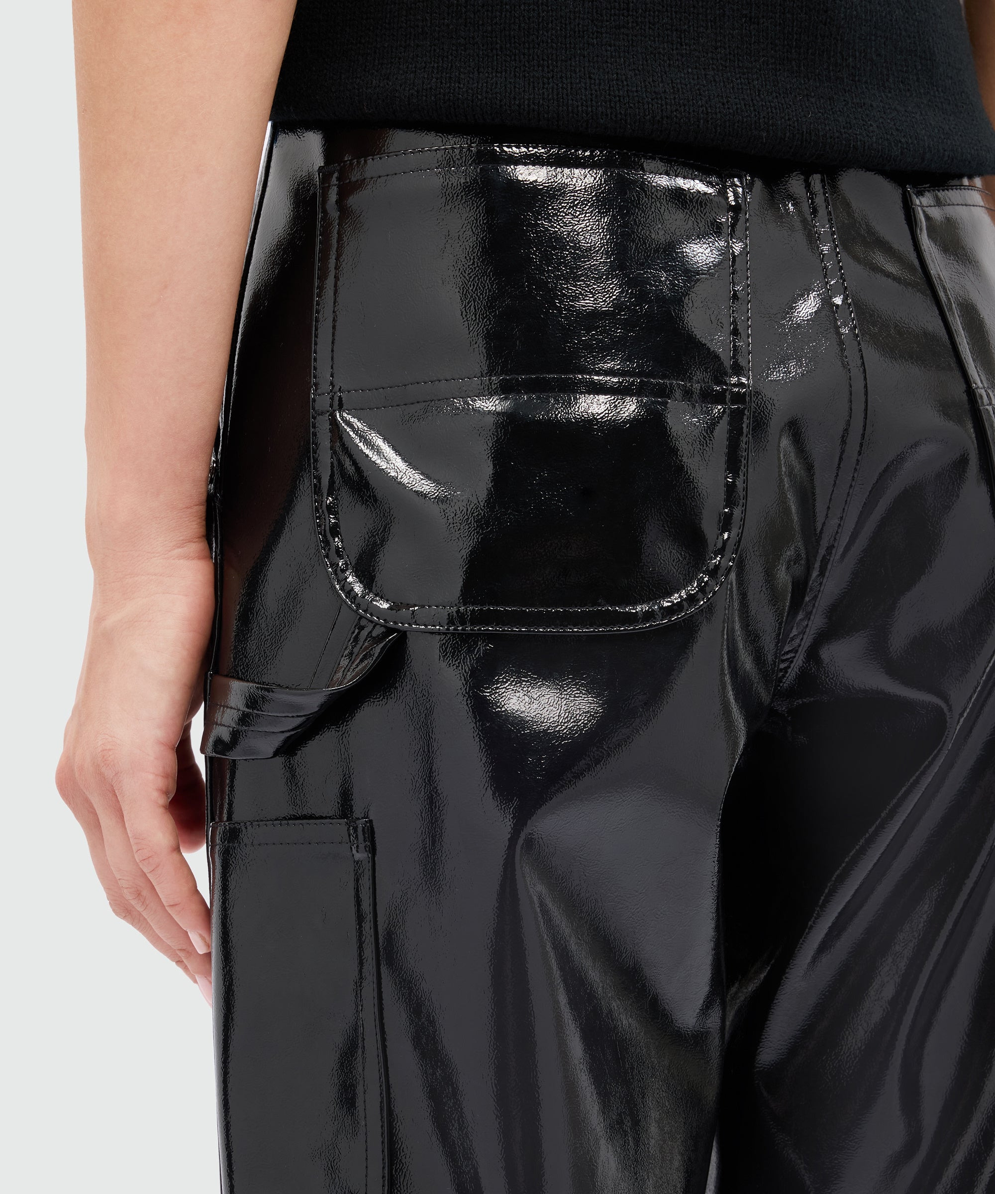 Black vinyl baggy trousers - 5