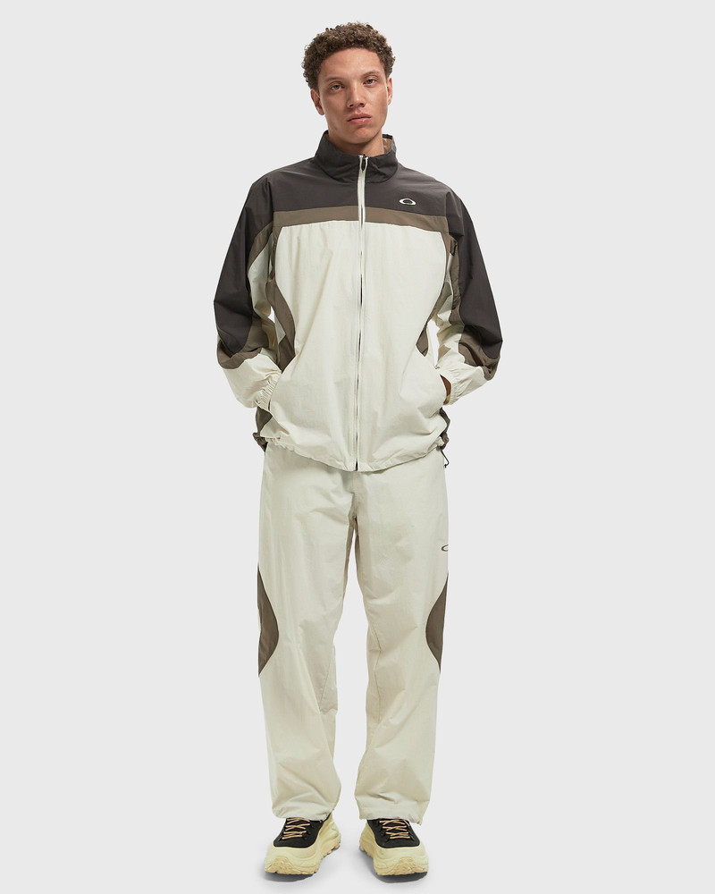 OAKLEY NEW RETRO WIND JACKET 3.0 outlook