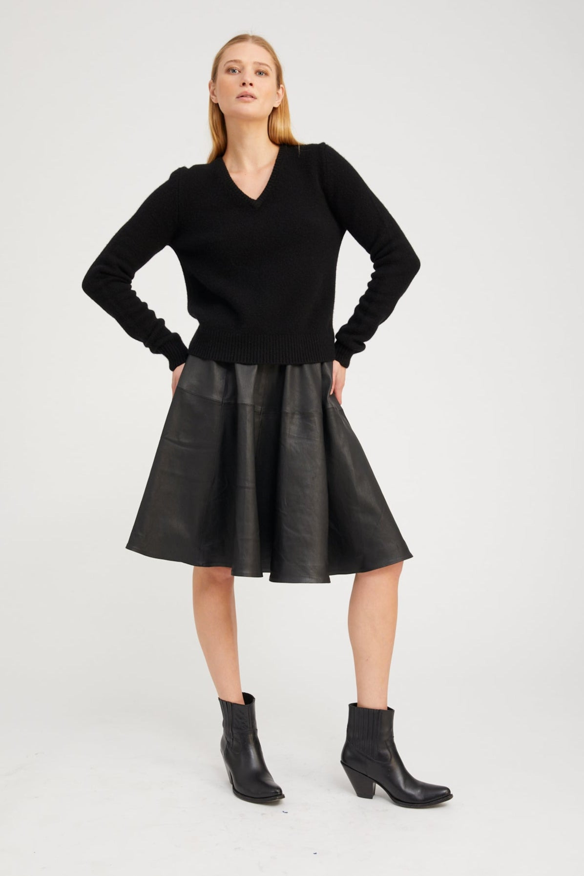 BLACK LEATHER BARDOT SKIRT - 2