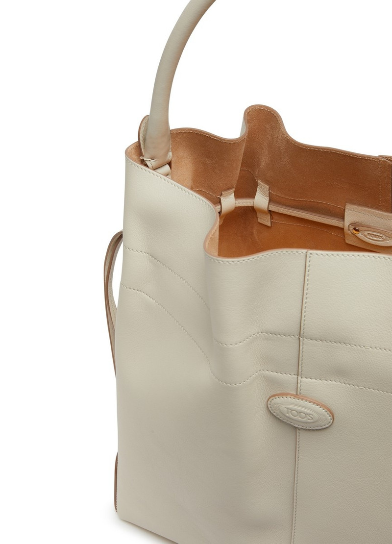 Medium bucket bag 5