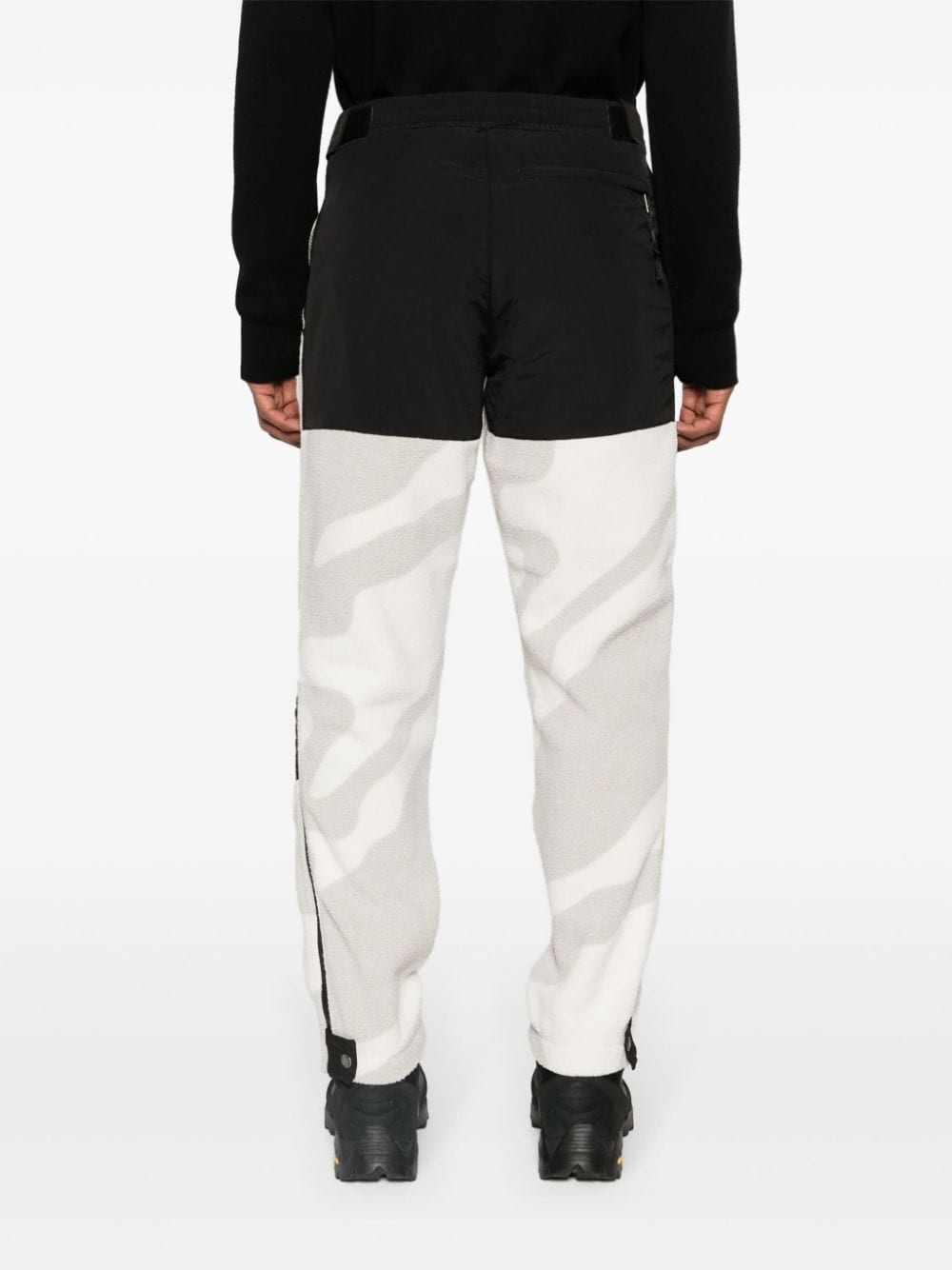 x KAWS Retro 1995 Denali track pants - 4