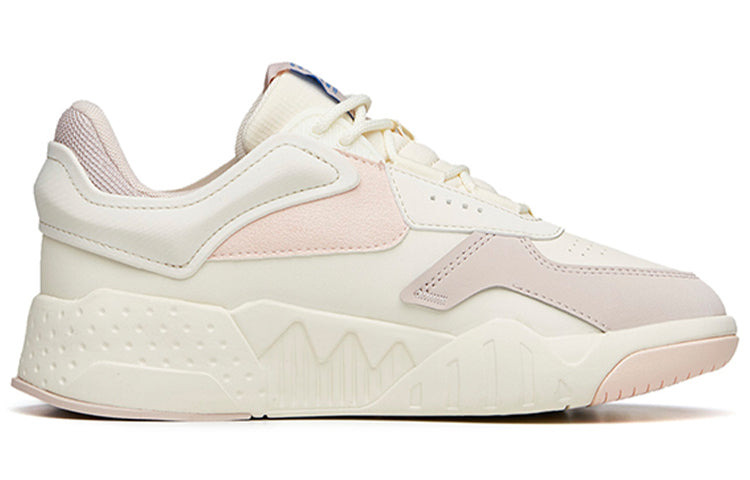 (WMNS) ANTA Life Series Sneakers 'White Pink' 922138051-3 - 2