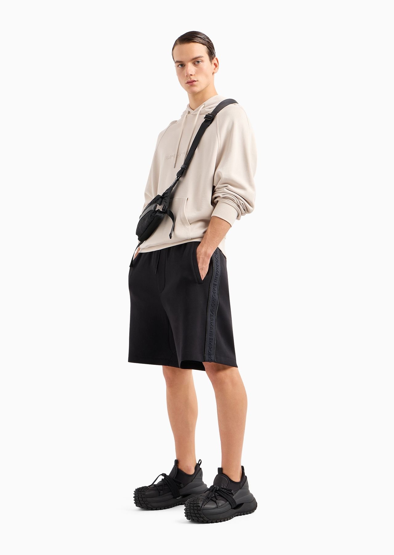 Double-jersey drawstring Bermuda shorts with logo tape - 4